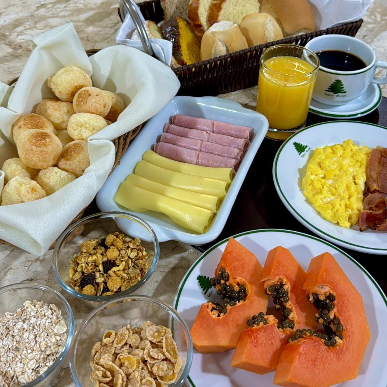 Cedro Hotel Londrina Zewnętrze zdjęcie